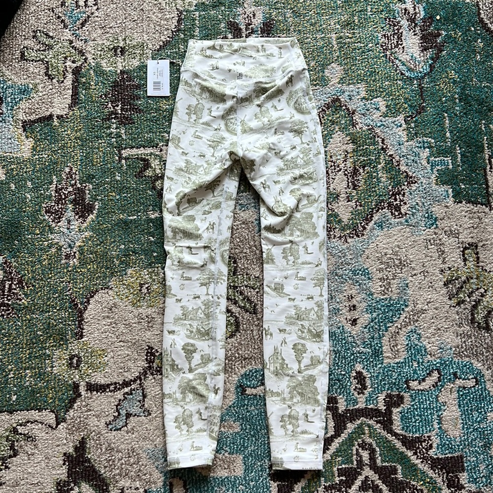 NEVER WORN - WEWOREWHAT Leggings (Tags Included)
